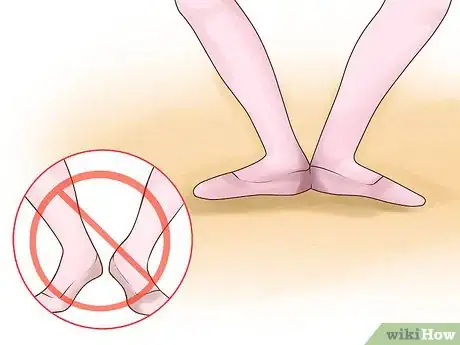 Imagen titulada Do a Plie in Ballet Step 4