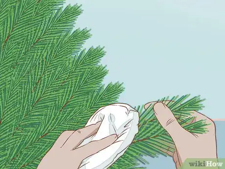 Imagen titulada Clean an Artificial Christmas Tree Step 16