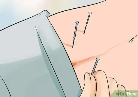 Imagen titulada Change a Heavy Flow Menstrual Pad Step 17