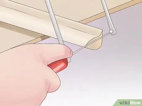 Imagen titulada Install Shoe Molding Step 7