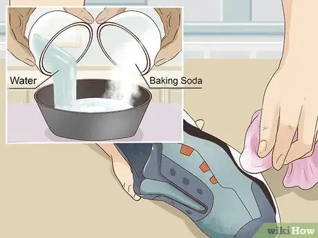 Imagen titulada Clean Icy Soles Step 8