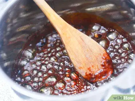 Imagen titulada Get Caramel off Pots and Pans Step 1