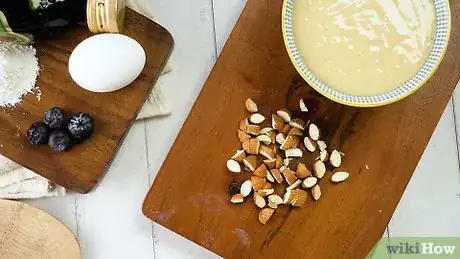 Imagen titulada Improve Store Bought Muffin Mix Step 6