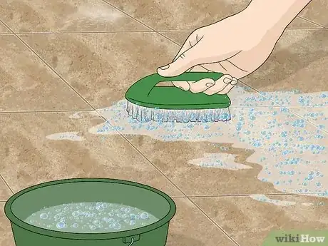 Imagen titulada Clean Ceramic Floor Tile Step 6
