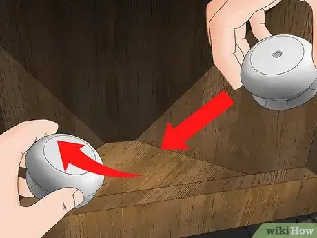 Imagen titulada Get Rid Of Roaches In an Apartment Step 5