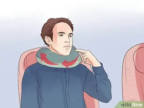 Imagen titulada Use a Neck Pillow Step 5