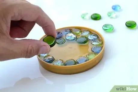 Imagen titulada Make Suncatchers Step 11