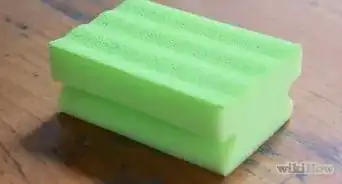 lavar el piso del baño