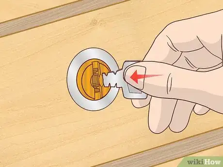 Imagen titulada Remove a Broken Key Step 3