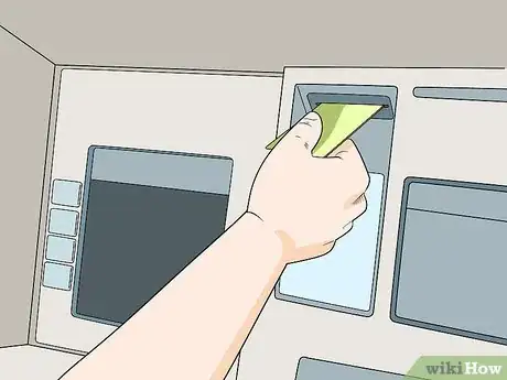 Imagen titulada Withdraw Money from a Savings Account Step 5