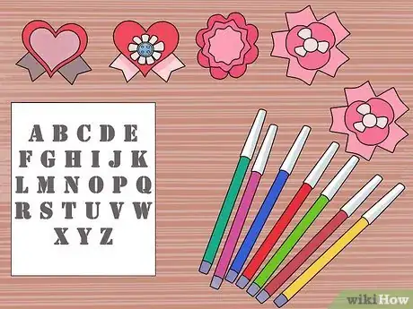 Imagen titulada Make Your Own Scrapbook Step 5