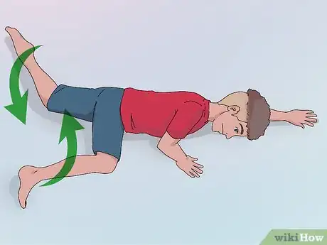 Imagen titulada Teach the Sidestroke Step 5