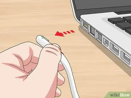 Imagen titulada Revive a Dead Laptop Battery Step 15