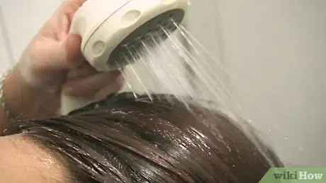 Imagen titulada Use Argan Oil for Hair Step 8