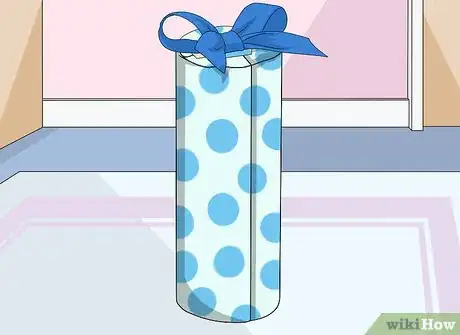Imagen titulada Wrap a Bottle Step 11