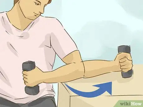 Imagen titulada Prevent Shoulder Dislocation Step 8