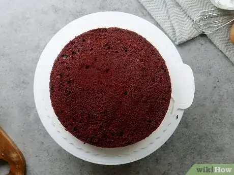 Imagen titulada Make a Layer Cake Step 11