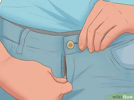 Imagen titulada Loosen a Hard to Close Zipper Step 3