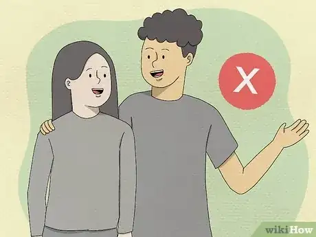 Imagen titulada Act Around a Guy You Think Likes You Step 7