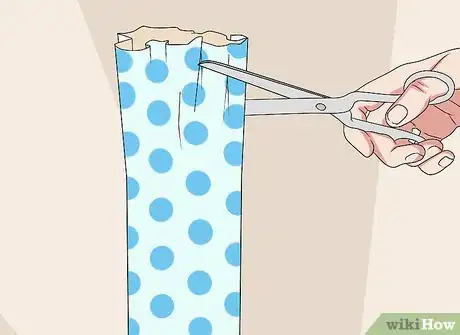 Imagen titulada Wrap a Bottle Step 16