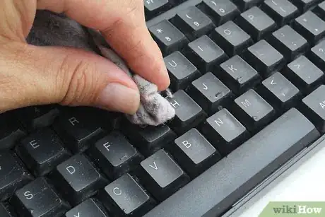 Imagen titulada Fix a Jammed Keyboard Key Step 15