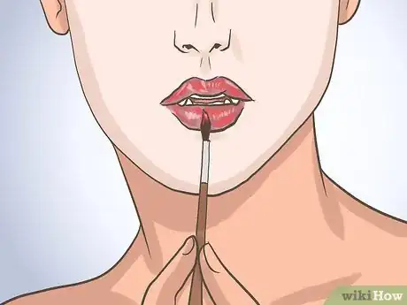 Imagen titulada Act Like a Vampire Step 10