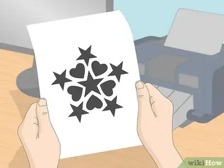 Imagen titulada Puffy Paint a Shirt Step 1