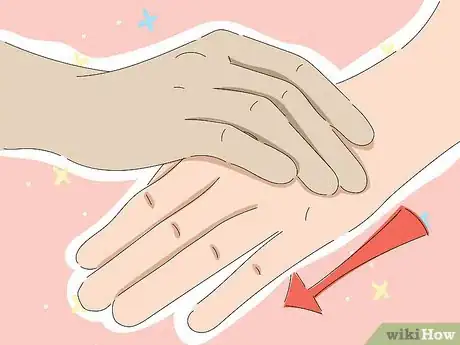 Imagen titulada Hold a Girl's Hand Step 5