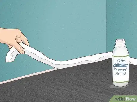 Imagen titulada Remove Caulk Residue Step 2