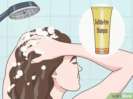 Imagen titulada Boost Your Curls Step 3.jpeg