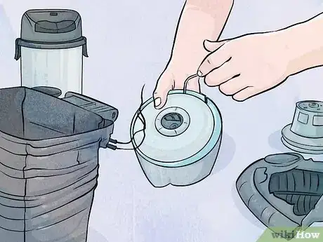 Imagen titulada Clean a Vacuum Step 3
