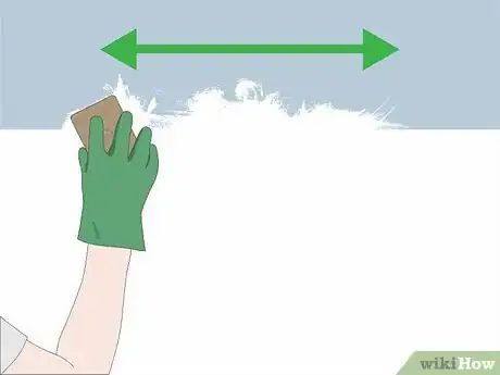 Imagen titulada Sand Drywall Step 13