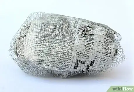 Imagen titulada Make Fake Rocks with Concrete Step 3