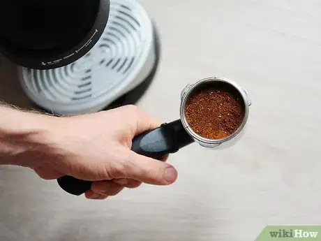 Imagen titulada Make an Espresso Like Starbucks Step 3