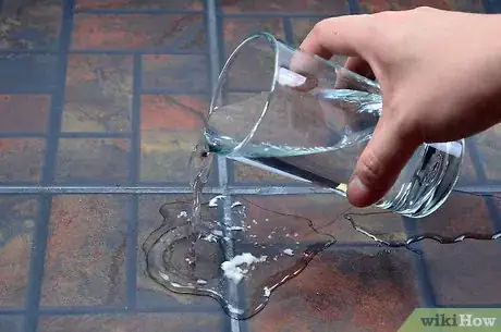 Imagen titulada Remove Red Wine Stain from Grout Step 9