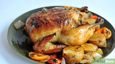 Imagen titulada Cook a Whole Chicken in the Oven Intro