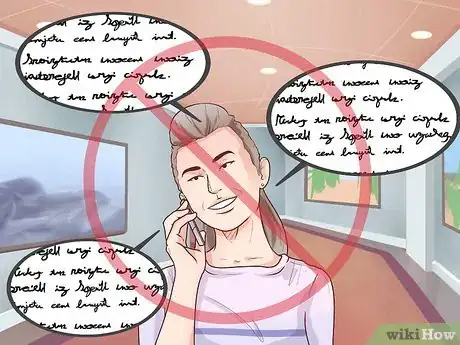 Imagen titulada Talk on the Phone Step 3