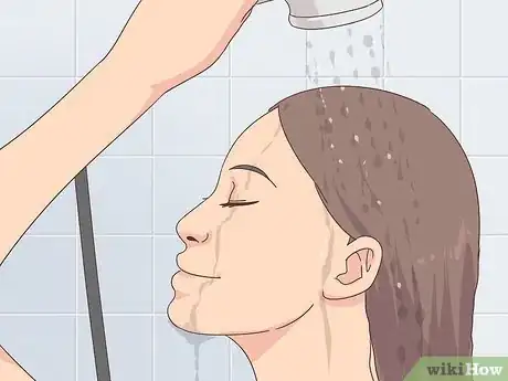 Imagen titulada Deep Condition Your Hair Step 6