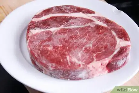 Imagen titulada Cook Ribeye Steak in the Oven Step 3
