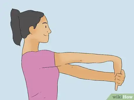 Imagen titulada Stretch Your Arms Step 9