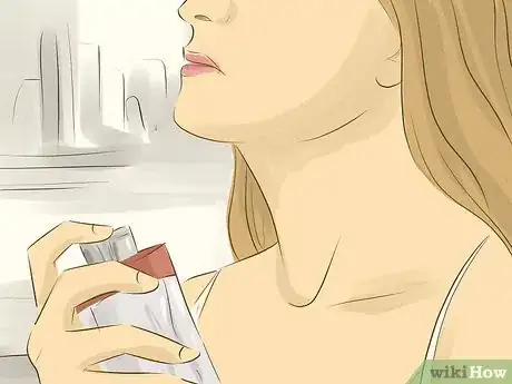 Imagen titulada Get a Guy to Notice You Step 7