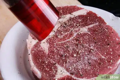 Imagen titulada Cook Ribeye Steak in the Oven Step 4