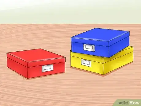 Imagen titulada Redo a Small Teen Bedroom (Girls) Step 2