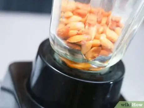 Imagen titulada Make Almond Paste Step 6