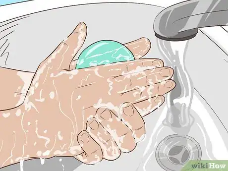 Imagen titulada Stop Mosquito Bites from Itching Step 11