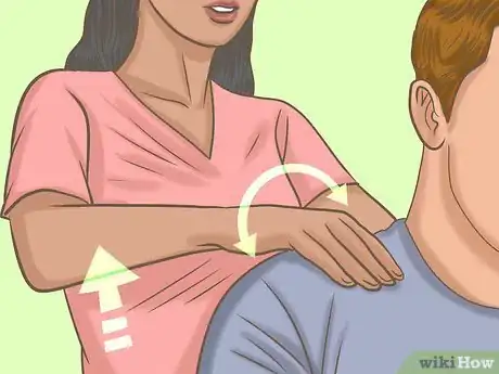 Imagen titulada Give a Shoulder Massage Step 5