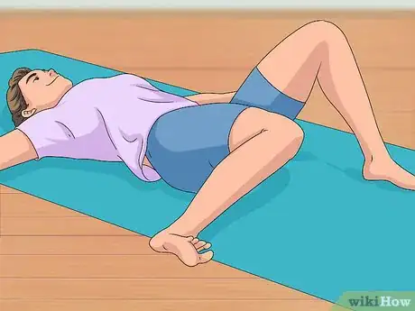 Imagen titulada Grow Hips With Exercise Step 12