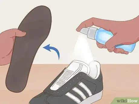 Imagen titulada Clean Adidas Gazelles Step 6