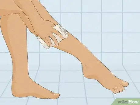 Imagen titulada Prevent Ingrown Hairs After Epilation Step 2