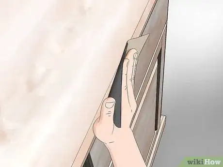Imagen titulada Distress Furniture Step 7